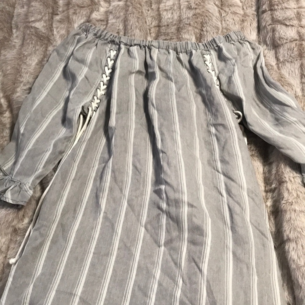 Off shoulder cotton dress